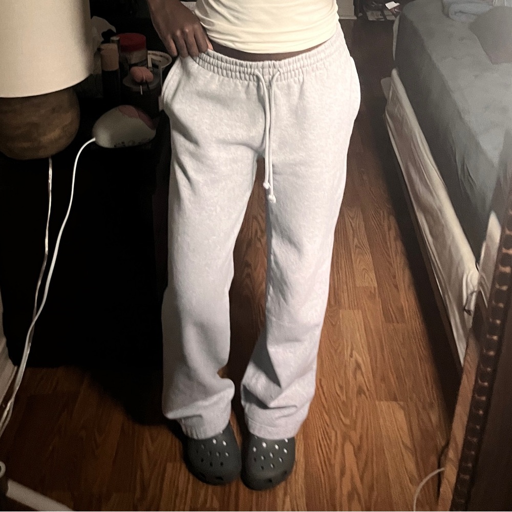 TNA - Grey Boyfriend Fleece Wide Sweatpants (xs)